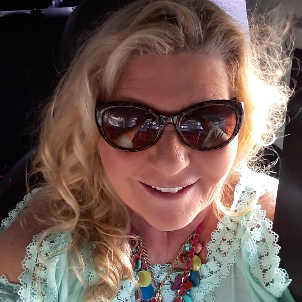 Meet your Posher, Tonjia